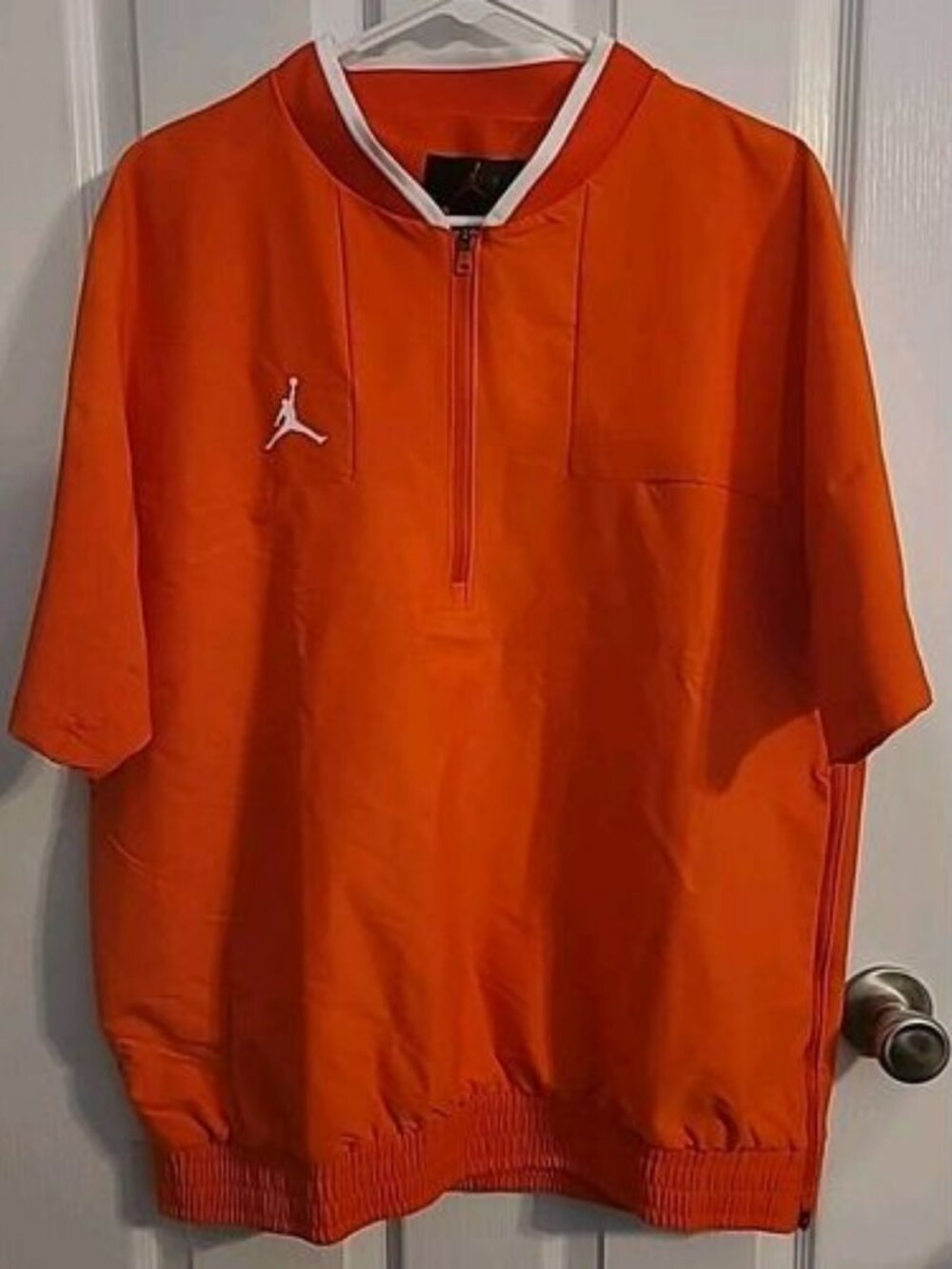 Nike Air Jordan Team Men's Size Medium Orange 1/2 Zip Coaches Jacket CV5858-820